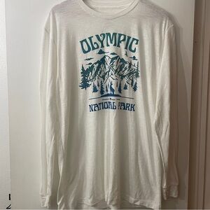 Sonoma White and Teal Graphic Long Sleeve Shirt